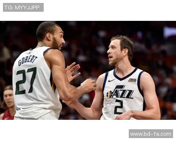 施罗德与路威的精彩对决谁能在NBA赛场上笑到最后