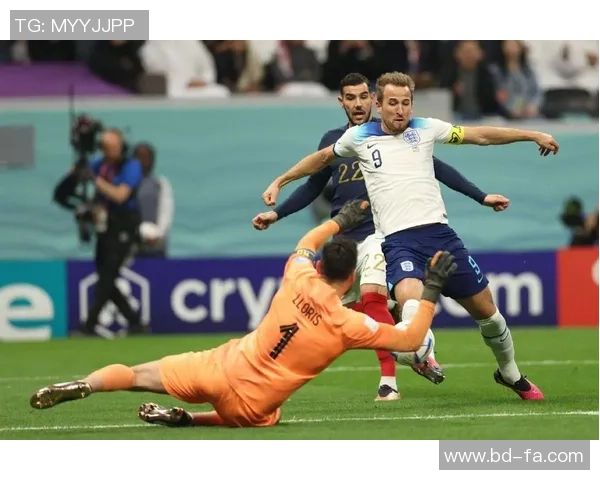 皮尔洛在对英格兰的经典对决中展现的绝妙技艺与精彩瞬间回顾